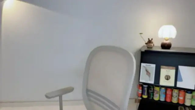 Snapshot of Onechestnut chatting on 04/06/26, 05:08 Onechestnut online show from 04/06/26, 05:08