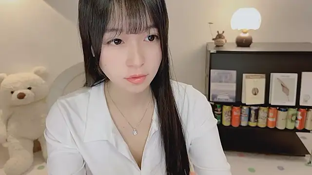 Onechestnut online show from 06/05/26, 03:33