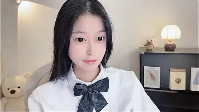 Onechestnut online show from 10/27/25, 05:30