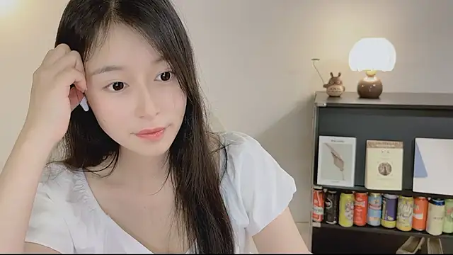 Onechestnut online show from 04/19/26, 05:14