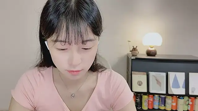 Onechestnut online show from 05/19/26, 03:57