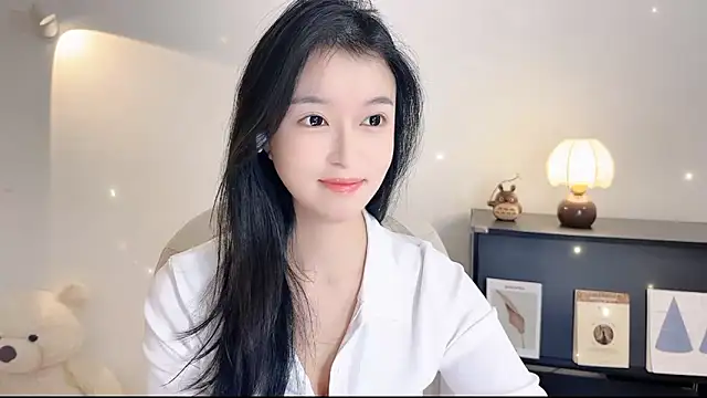 Onechestnut online show from 11/05/25, 06:16