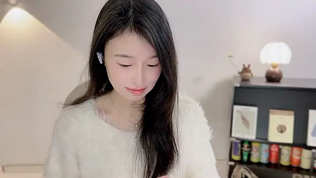 Snapshot of Onechestnut chatting on 01/07/26, 12:32 Onechestnut online show from 01/07/26, 12:32