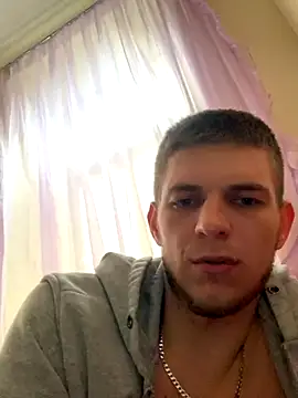 macho1347 online show from 09/26/25, 12:56