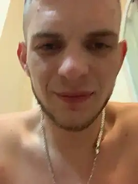 macho1347 online show from 09/28/25, 05:53