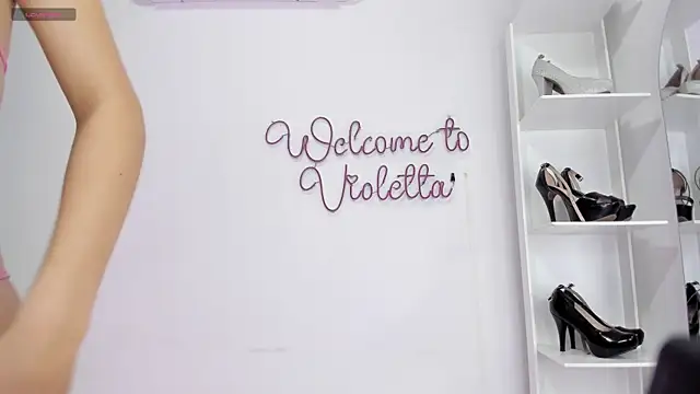 violetta pretty online show from 05/25/26, 08:07