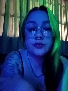 Snapshot of Dulcedeanis chatting on 02/07/26, 04:42 Dulcedeanis online show from 02/07/26, 04:42