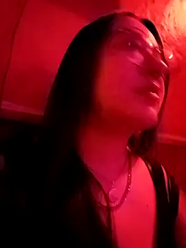 Snapshot of Dulcedeanis chatting on 02/22/26, 04:48 Dulcedeanis online show from 02/22/26, 04:48