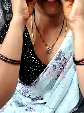 Snapshot of Lalitha-1995 chatting on 06/15/26, 06:46 Lalitha-1995 online show from 06/15/26, 06:46