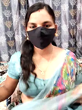Snapshot of Lalitha-1995 chatting on 07/04/26, 05:58 Lalitha-1995 online show from 07/04/26, 05:58