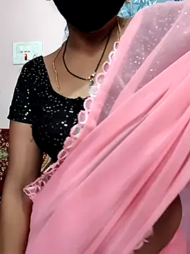 Snapshot of Lalitha-1995 chatting on 06/03/26, 06:36 Lalitha-1995 online show from 06/03/26, 06:36