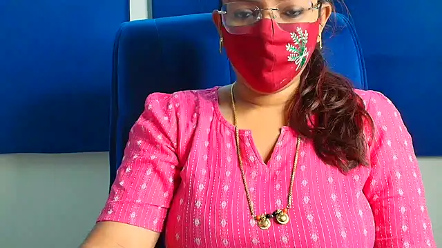 Snapshot of Anjalistar chatting on 06/13/26, 12:52 Anjalistar online show from 06/13/26, 12:52