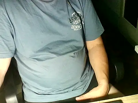 Snapshot of zee06 chatting on 07/07/26, 08:01 zee06 online show from 07/07/26, 08:01
