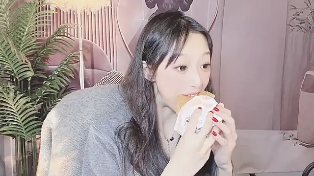 Snapshot of jiangjiang_caicai chatting on 11/08/25, 05:00 jiangjiang caicai online show from 11/08/25, 05:00