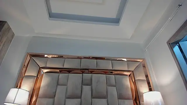 Snapshot of ValentinaBreats chatting on 03/21/26, 11:47 ValentinaBreats online show from 03/21/26, 11:47