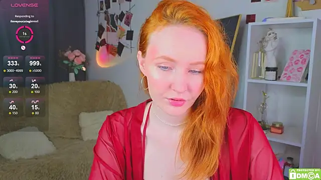 JoyceJones online show from 10/17/25, 08:10