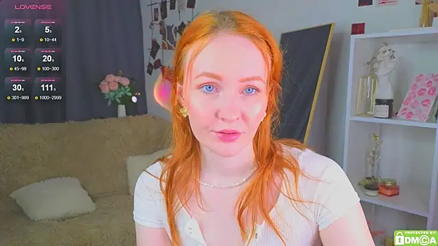 JoyceJones online show from 10/23/25, 07:34