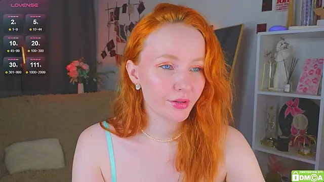 JoyceJones online show from 11/29/25, 08:09