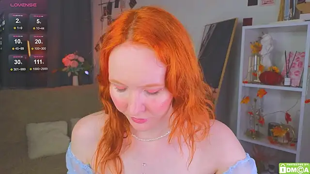 JoyceJones online show from 11/06/25, 08:02