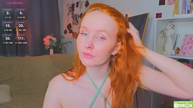 JoyceJones online show from 11/27/25, 09:26