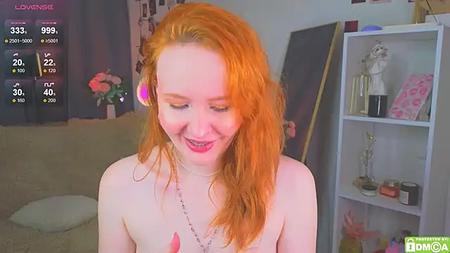 JoyceJones online show from 10/24/25, 07:35