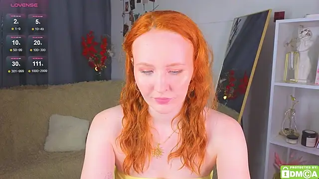 JoyceJones online show from 09/15/25, 06:19