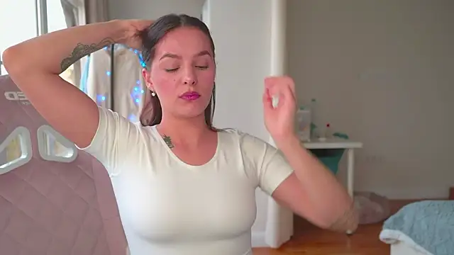 EwelynScott online show from 11/05/25, 07:00