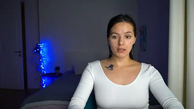 EwelynScott online show from 11/28/25, 07:36