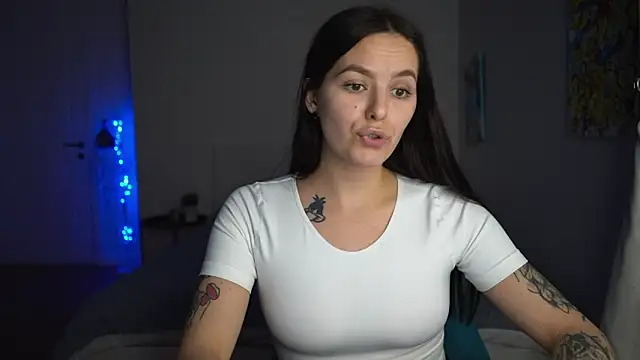 EwelynScott online show from 11/26/25, 04:51