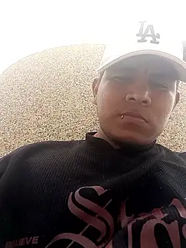 Oscariin96 online show from 02/12/26, 06:40