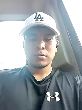 Oscariin96 online show from 02/11/26, 07:36