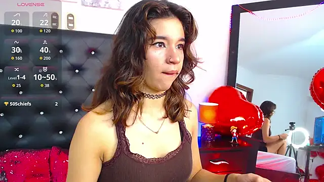 miascarlet 16 online show from 09/18/25, 01:14