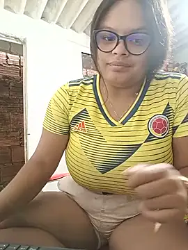 luluboobs9 online show from 06/19/26, 10:04