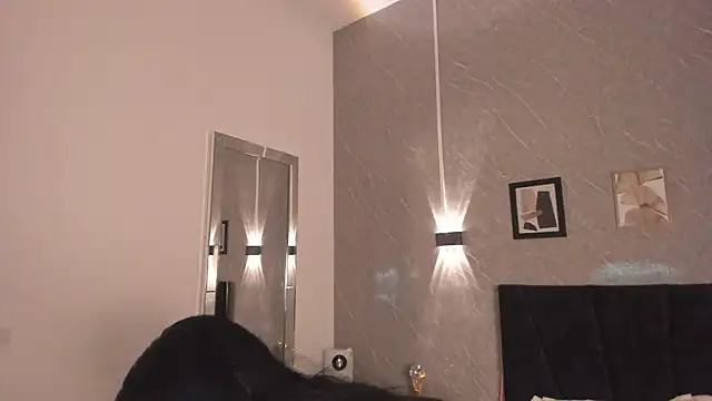 Snapshot of Lunaa_bellaa chatting on 09/11/25, 11:54 Lunaa bellaa online show from 09/11/25, 11:54