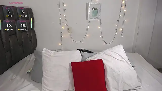   Nahia online show from 01/19/26, 01:59