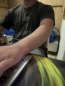 Snapshot of Brinquedo-da-zoe chatting on 02/26/26, 05:18 Brinquedo-da-zoe online show from 02/26/26, 05:18