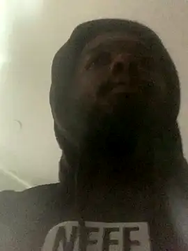 sneakdalink online show from 11/14/25, 03:48