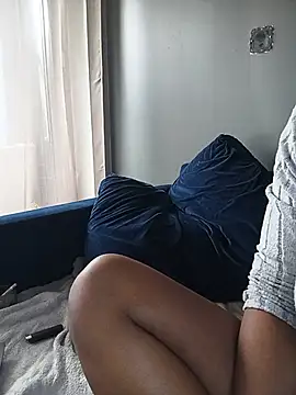 sweetybae75 online show from 06/04/26, 09:03
