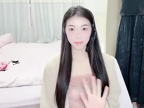 YUNA-kpop online show from 08/01/26, 04:05
