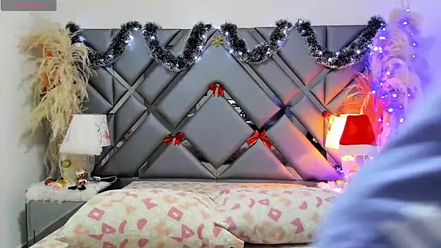 Milan LewisS online show from 12/22/25, 11:43