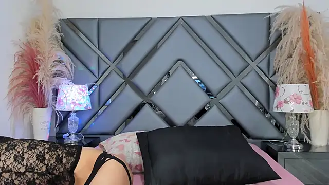 Milan LewisS online show from 11/08/25, 12:09