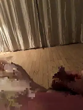 Snapshot of ANDY01114 chatting on 11/30/25, 02:34 ANDY01114 online show from 11/30/25, 02:34