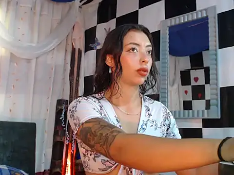 kendraof online show from 11/07/25, 06:12