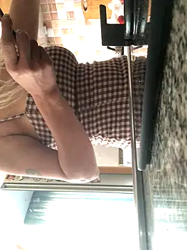 Snapshot of AlevNaz chatting on 09/24/25, 12:11 AlevNaz online show from 09/24/25, 12:11