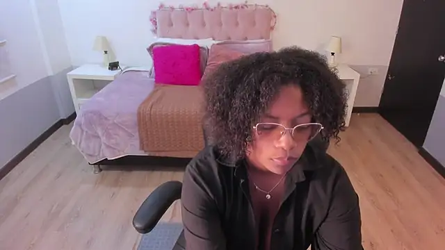 ebony fantasy2 online show from 04/16/26, 11:22