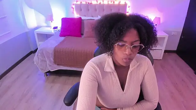 ebony fantasy2 online show from 04/15/26, 11:27