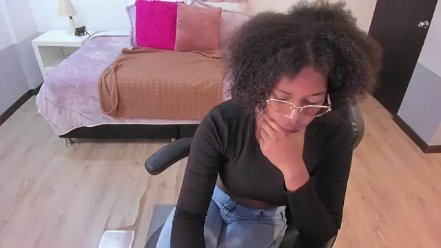 ebony fantasy2 online show from 04/10/26, 11:50