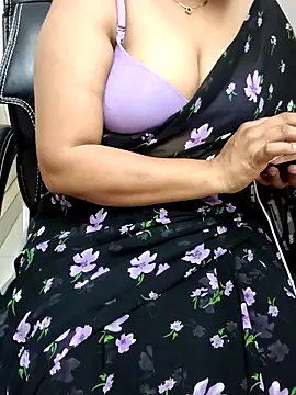 Anushka134 online show from 10/25/25, 08:57