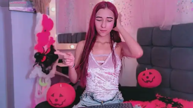 NataliaPrada s online show from 10/23/25, 04:49