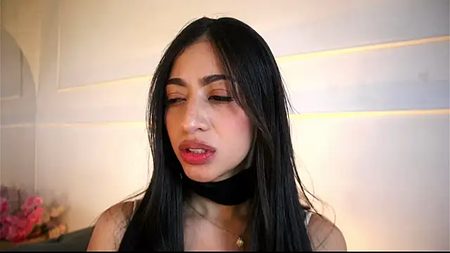 Snapshot of charlotterusso chatting on 06/03/26, 02:33 charlotterusso online show from 06/03/26, 02:33